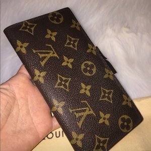 **SOLD** Louis Vuitton Kiss Lock Long Wallet